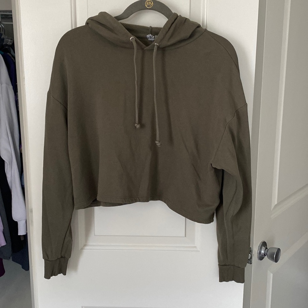 H&M army green cropped hoodie